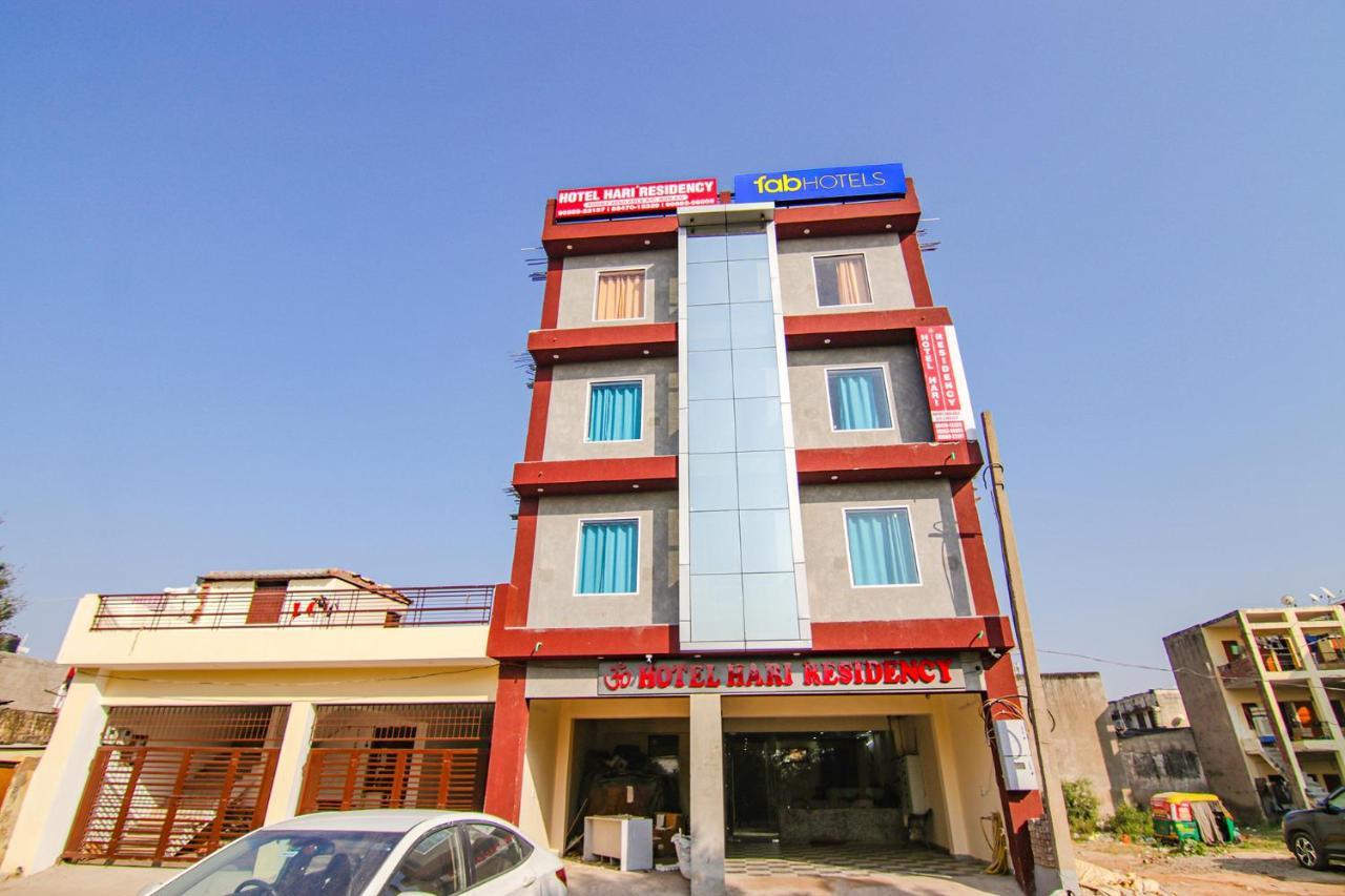 Fabhotel Hari Residency Chandīgarh Exterior foto